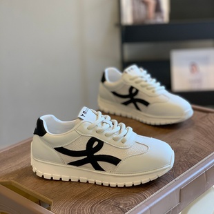 百搭轻便厚底显脚小休闲系带学院风小白鞋 休闲老爹鞋 女2025新款