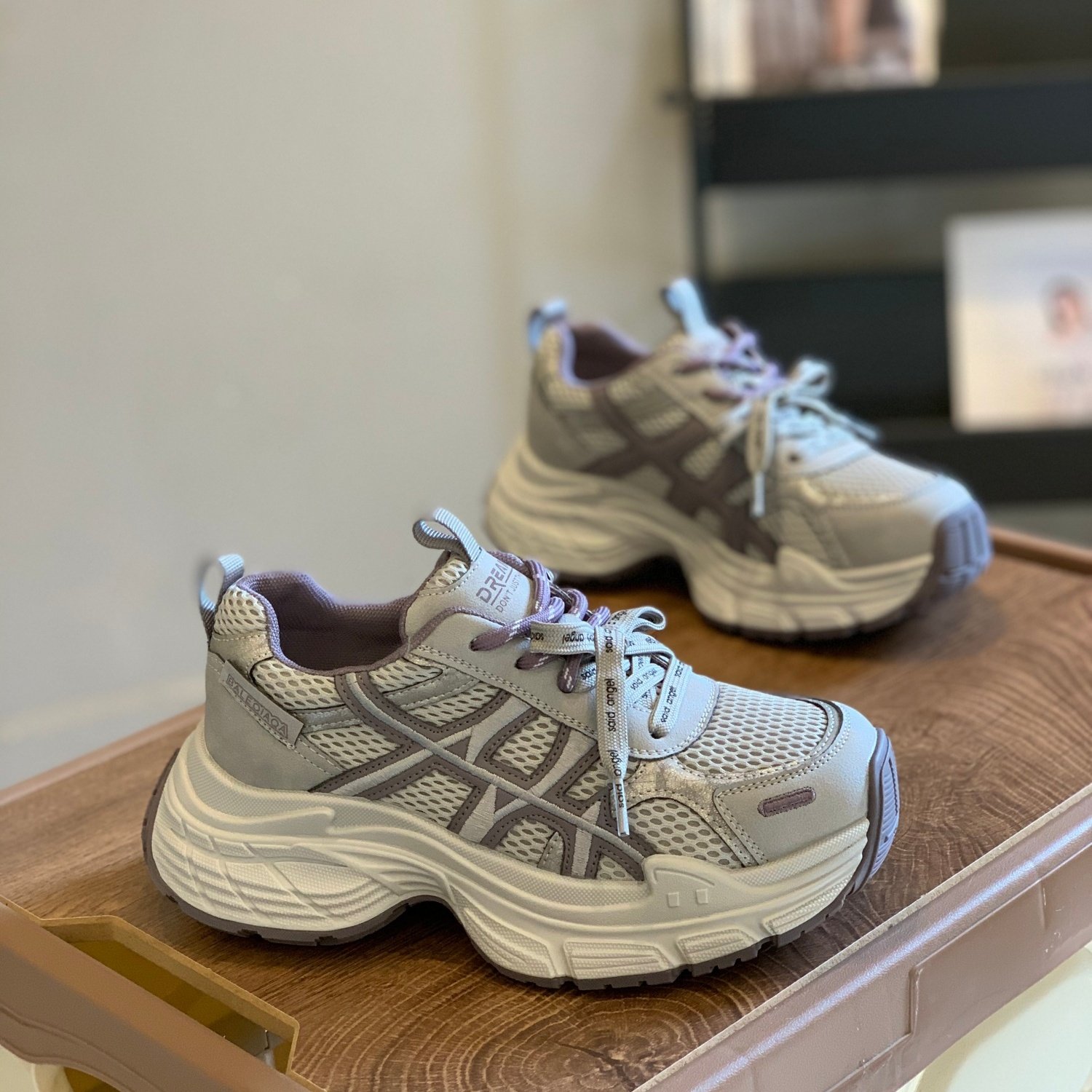 复古时尚炸街老爹鞋女2025新款百搭舒适厚底增高显腿长运动休闲鞋,女鞋,老爹鞋,淘宝优惠券,粉丝福利购,淘宝优惠卷