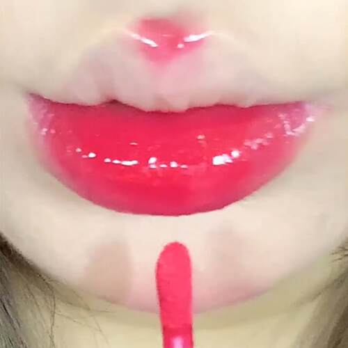 女团感爱疯了！小粉管镜面唇釉果汁水光唇彩唇蜜口红不沾杯自然