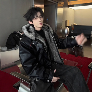 【专柜特价】美式黑色连帽座山雕皮衣外套棉服男冬季加绒加厚痞帅