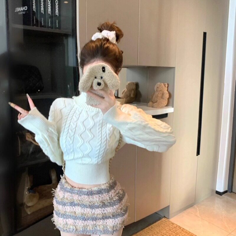 纯欲风性感一字肩长袖毛衣女2025秋冬新款收腰显瘦麻花针织上衣潮