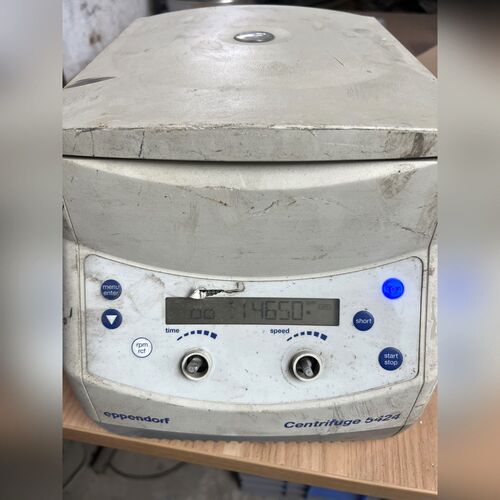 Eppendorf 艾本德 5424 离心机成色如图能正 议价