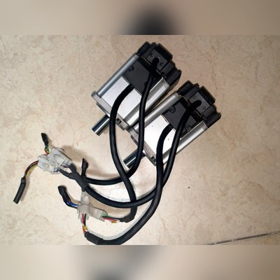 电机MSMJ042G1U 功能包好 八成 300 议价