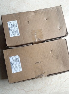 Robostar电机RSMZ-04BH2S5 带盒子的 一个 议价