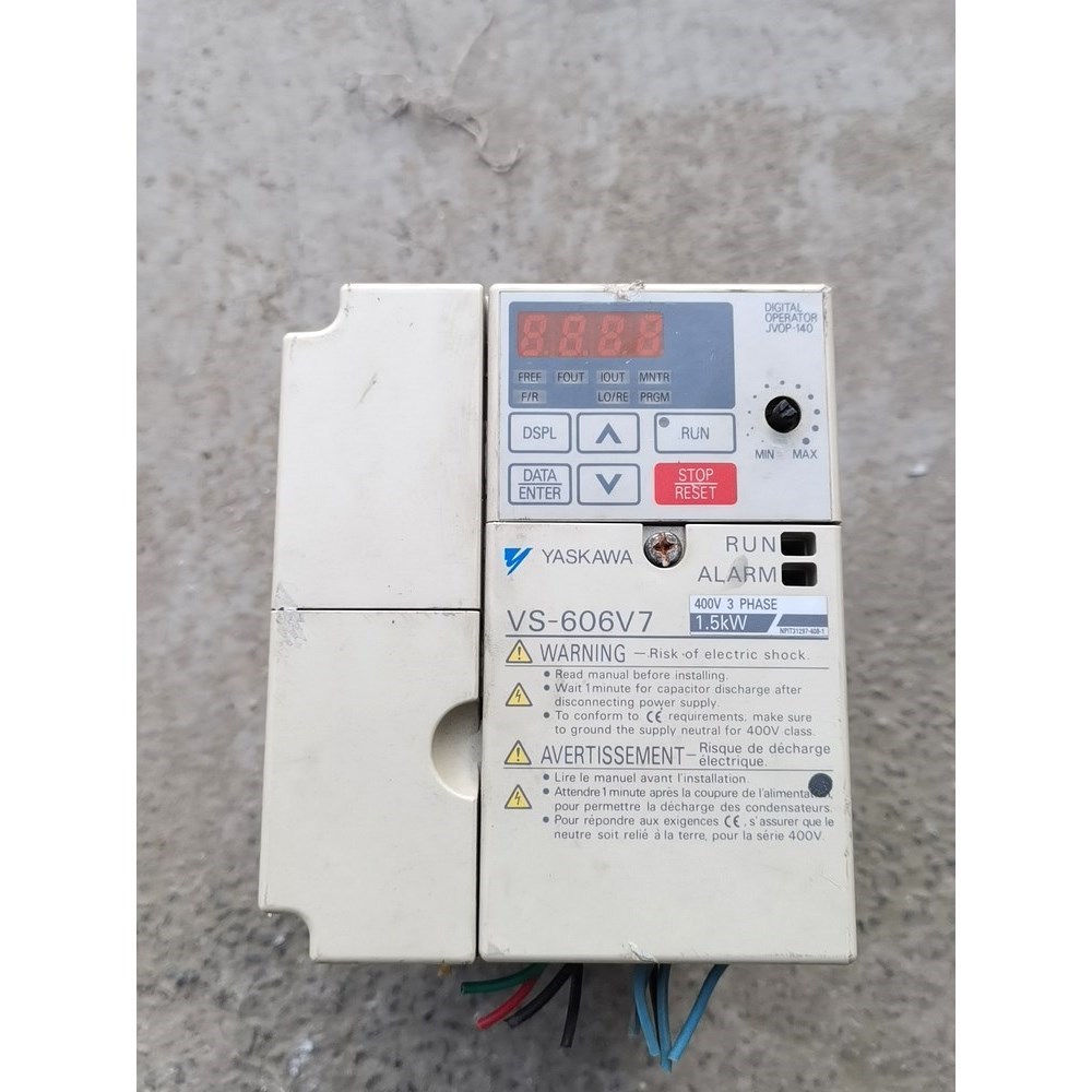 安川变频器ClMR-V7AT41P5 议价