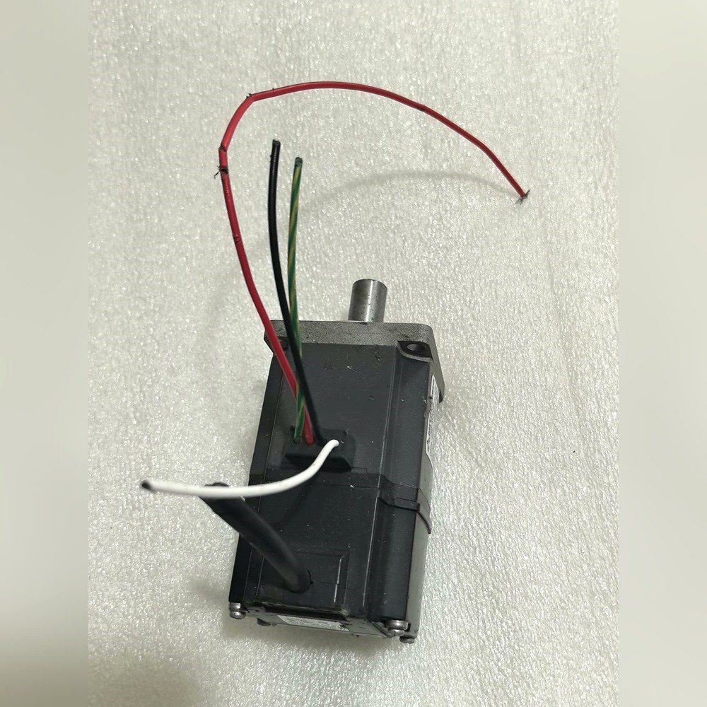 三菱伺服电机 HC-KFS23K 一台成色如图