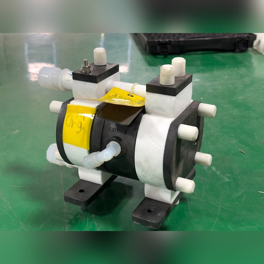 IWAKI 易威奇 YD-5TTD 气动隔膜泵现货实物拍 议价