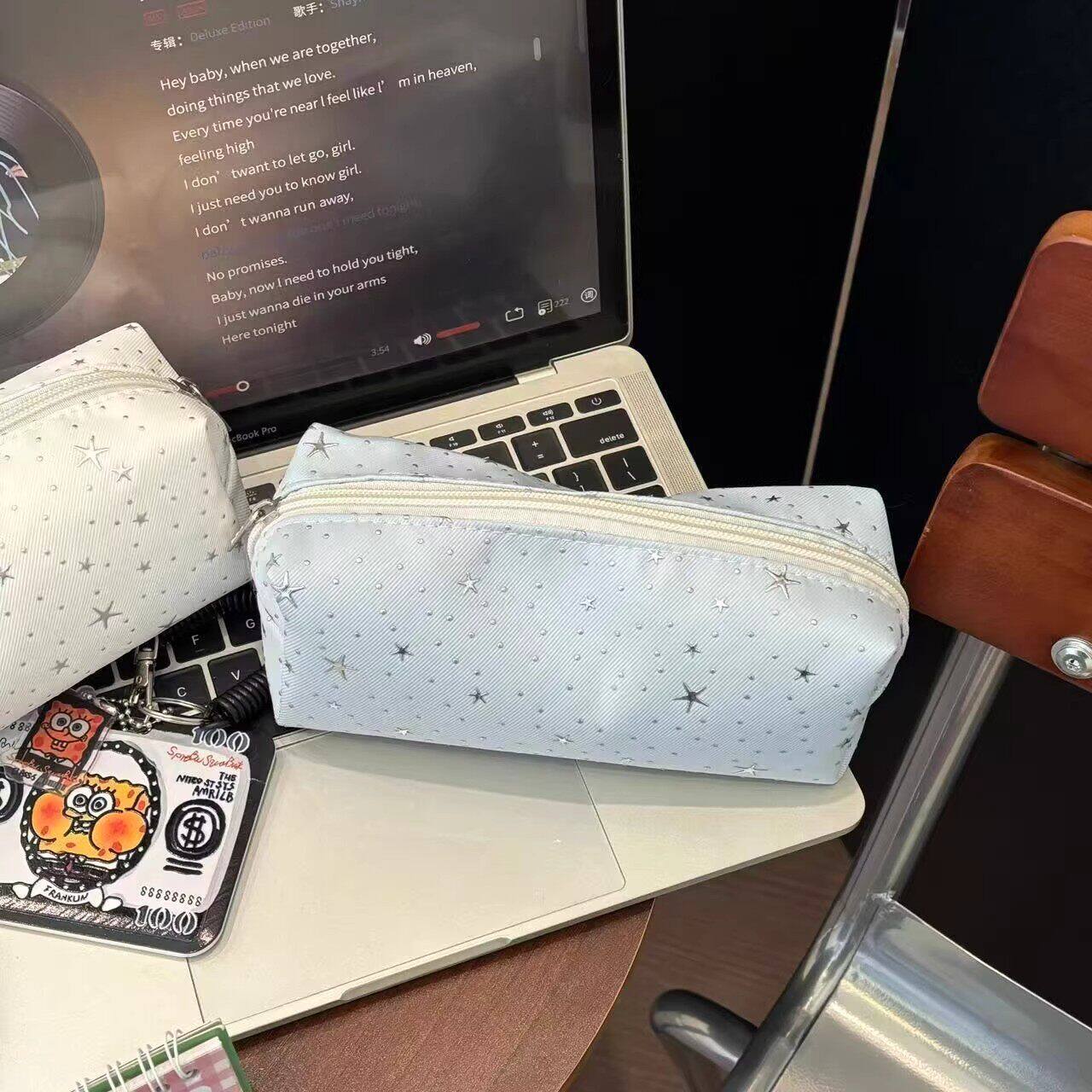 星星in波点简约可爱笔袋文具高颜值大容量拉链学生收纳袋文具笔袋