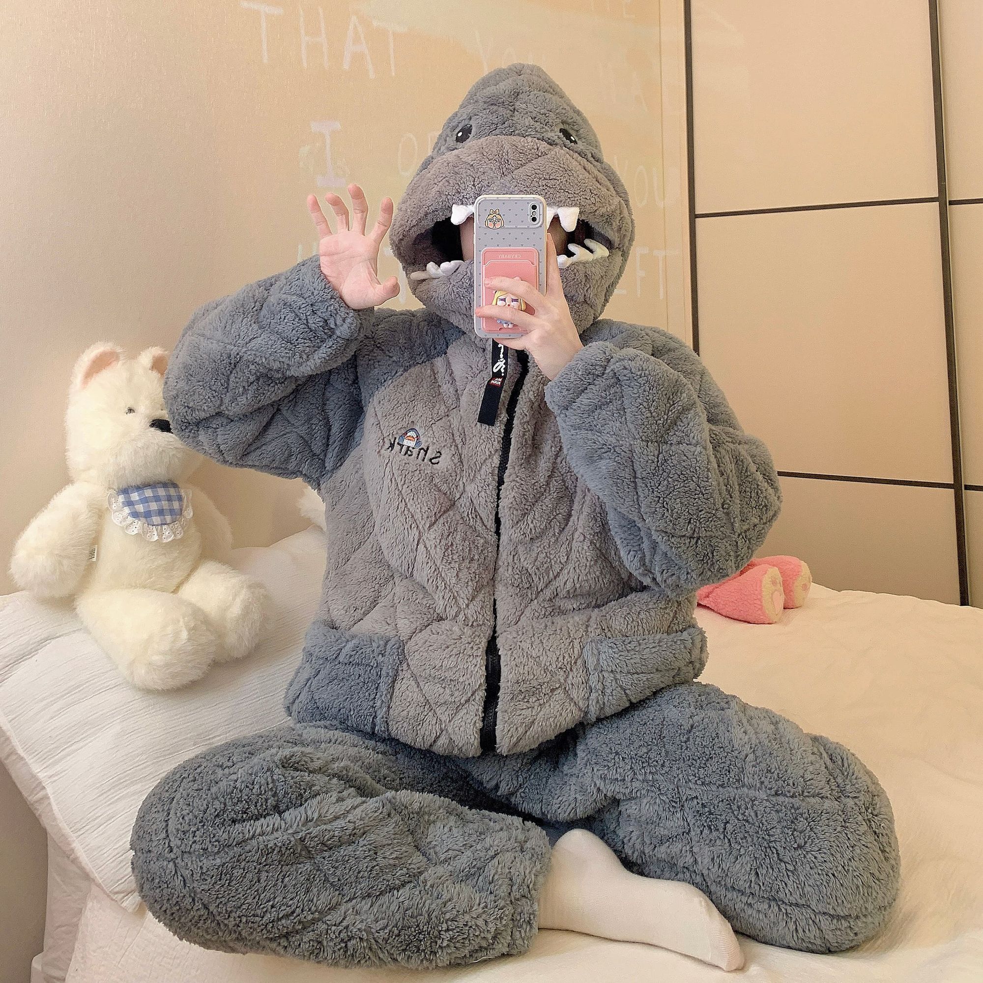 三层夹棉冬季珊瑚绒情侣睡衣女