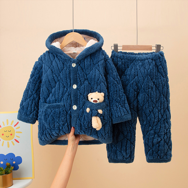 冬季儿童三层夹棉加绒家居服套装