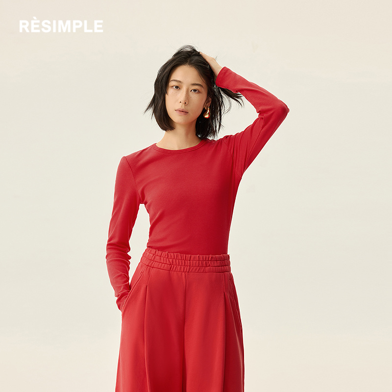 RESIMPLE简单点长袖t恤女基础修身打底蛇年春节上衣新款0603女装