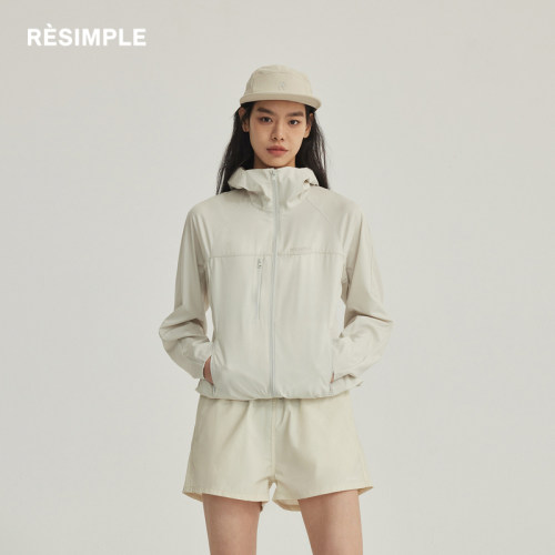 商场短外套RESIMPLE极简
