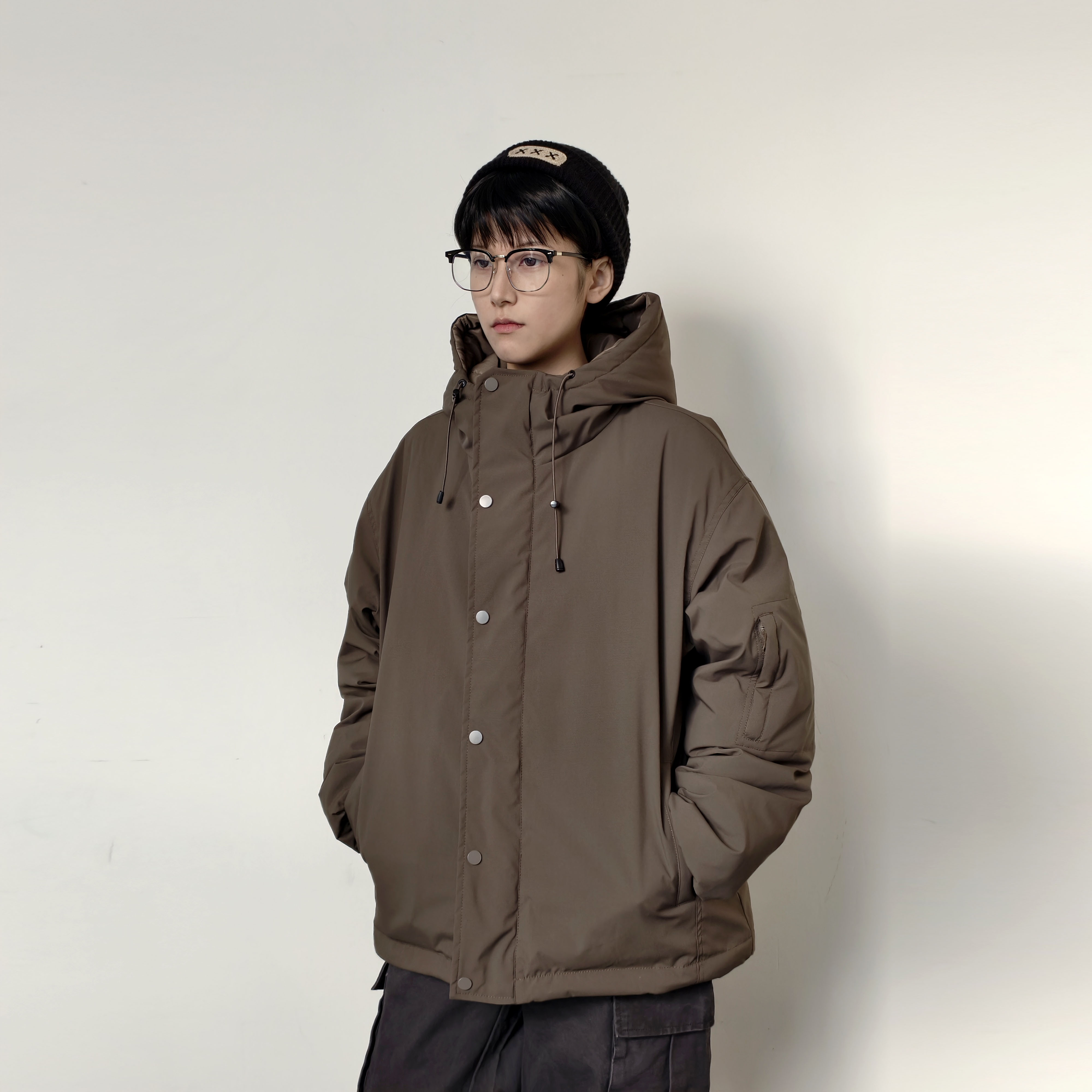 日系潮牌90白鸭绒纯色连帽羽绒服