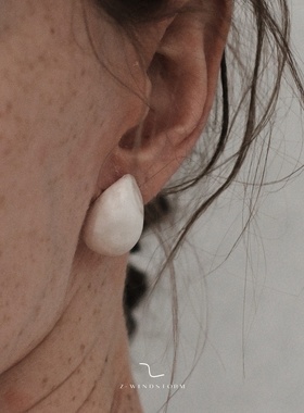 Z-WINDSTORM 水滴纯银耳环 原创小众设计师手工耳饰 空间的温度