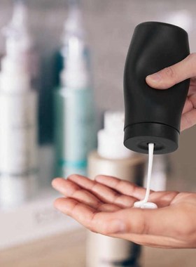 Portable 240ml Silicone Manual Squeezing Liquid Soap Dispens