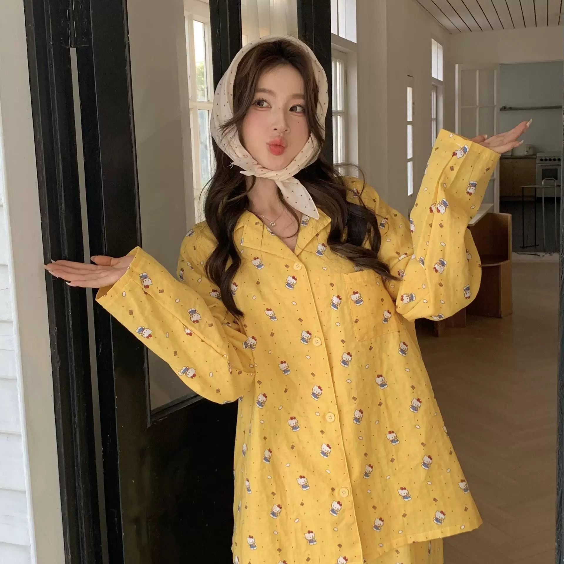 韩系复古黄色卡通印花长袖睡衣女春秋网红爆款ins云朵棉开衫套装