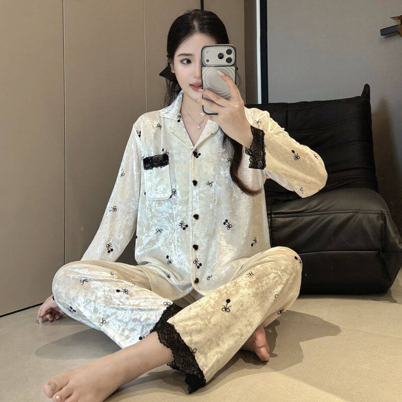 2026年秋冬长袖金丝绒睡衣女韩系蕾丝印花口袋金钻绒家居服套装