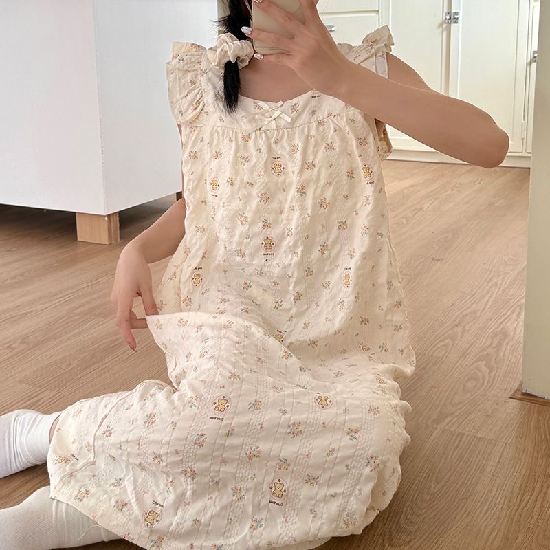 2026年夏季新款带胸垫吊带皱布提花棉小飞袖韩系碎花少女长裙