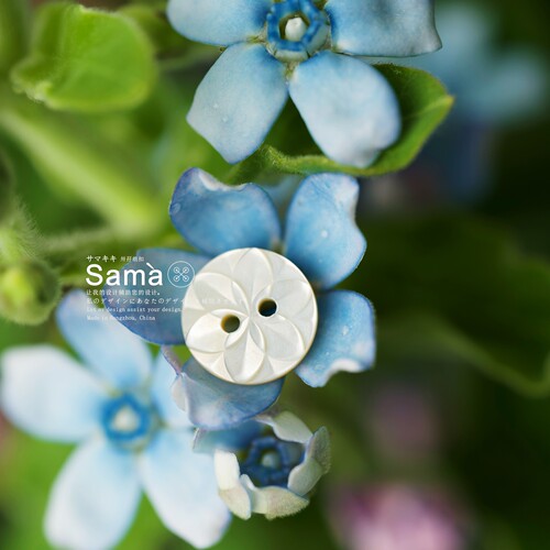 SAMA Purely 自然精雕花朵盛开凹凸两眼衬衫简约贝壳扣