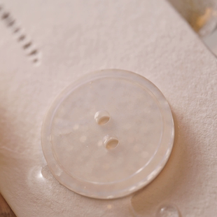 SAMA 星稀 平面内凹边薄款云端系列衍生梦幻裙装纱线点缀树脂纽扣