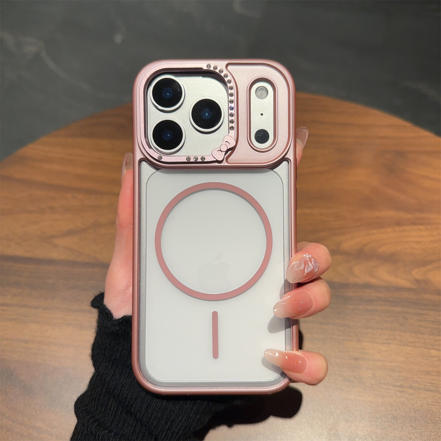 合金水钻镜头蝴蝶结适用苹果17promax手机壳磁吸透明新款iPhone16pro保护套简约15防摔高级感全包无线充ins潮