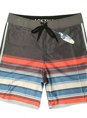 Casual color blocking straight leg capris 休闲拼色直筒五分裤