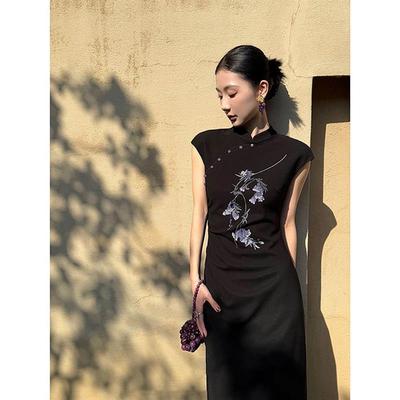 新中式改良旗袍连衣裙女2025夏季新款日常年轻款国风无袖黑色长裙
