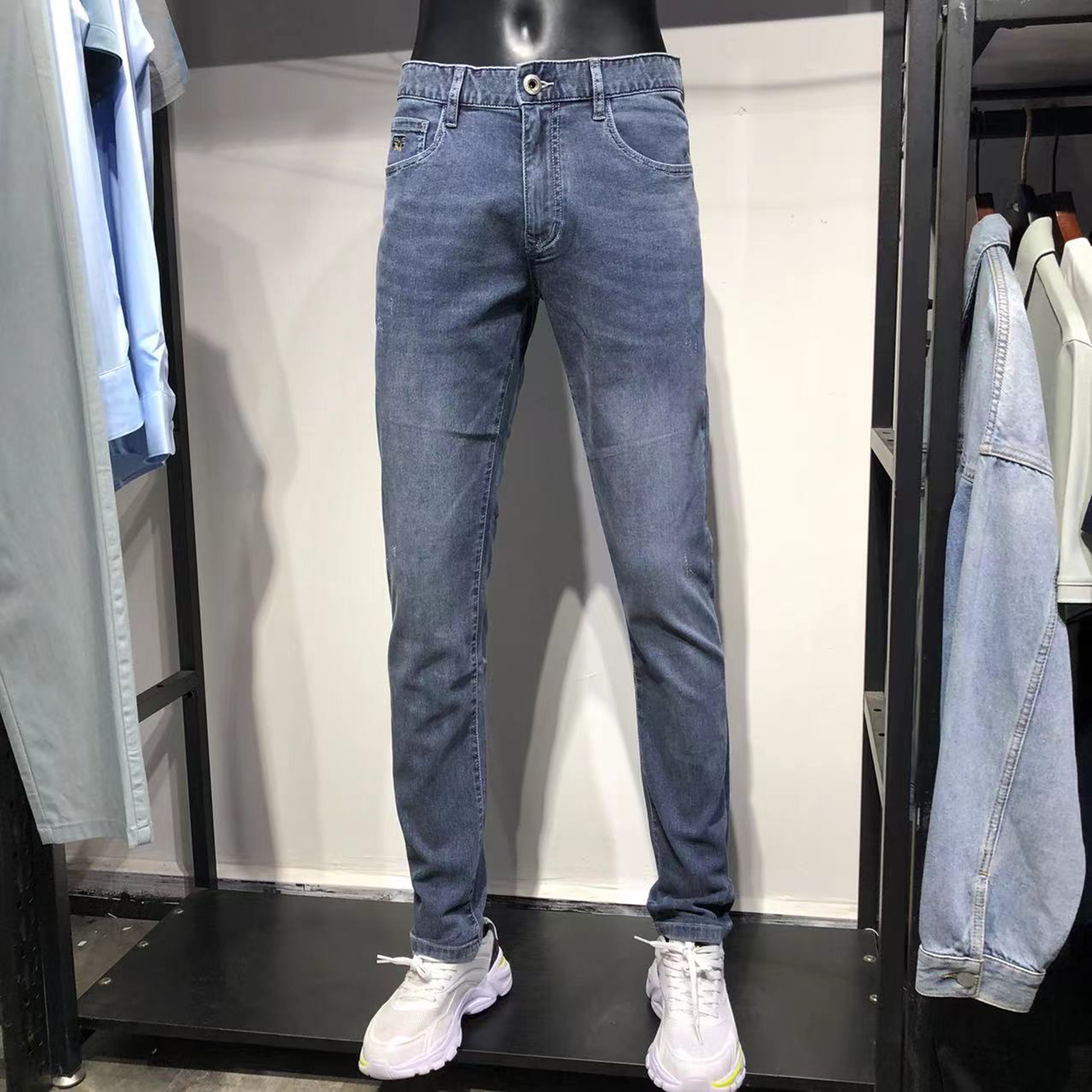 海家！秋冬略修身小脚弹力牛仔裤