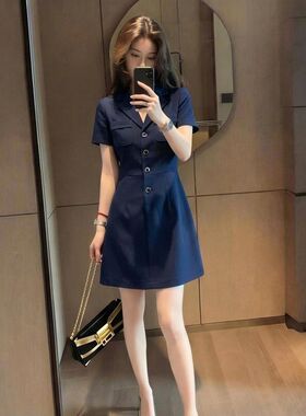 夏季新款法式简约深蓝色单排扣短袖洋装女A字型高级感大尺码T恤裙