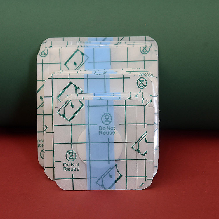 隐形透皮贴PU膜7X7膏药空贴穴位防水贴黑膏药布防水空贴膏药空帖,运动/瑜伽/健身/球迷用品,其他运动护具,淘宝优惠券,粉丝福利购,淘宝优惠卷