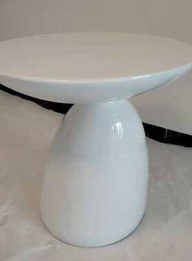 创意个性黑白小户型北欧玻璃钢蘑菇桌子茶几Parabel coffee table