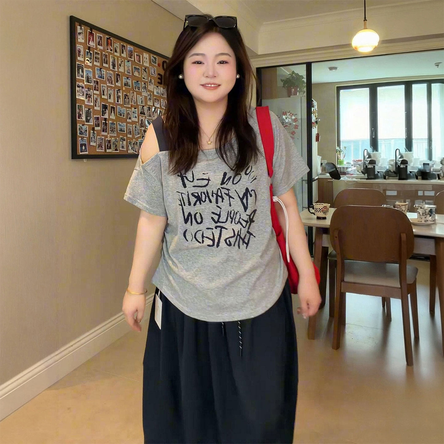 大码女装灰色收腰显瘦短袖T恤女胖mm露肩设计超火小众不撞款上衣