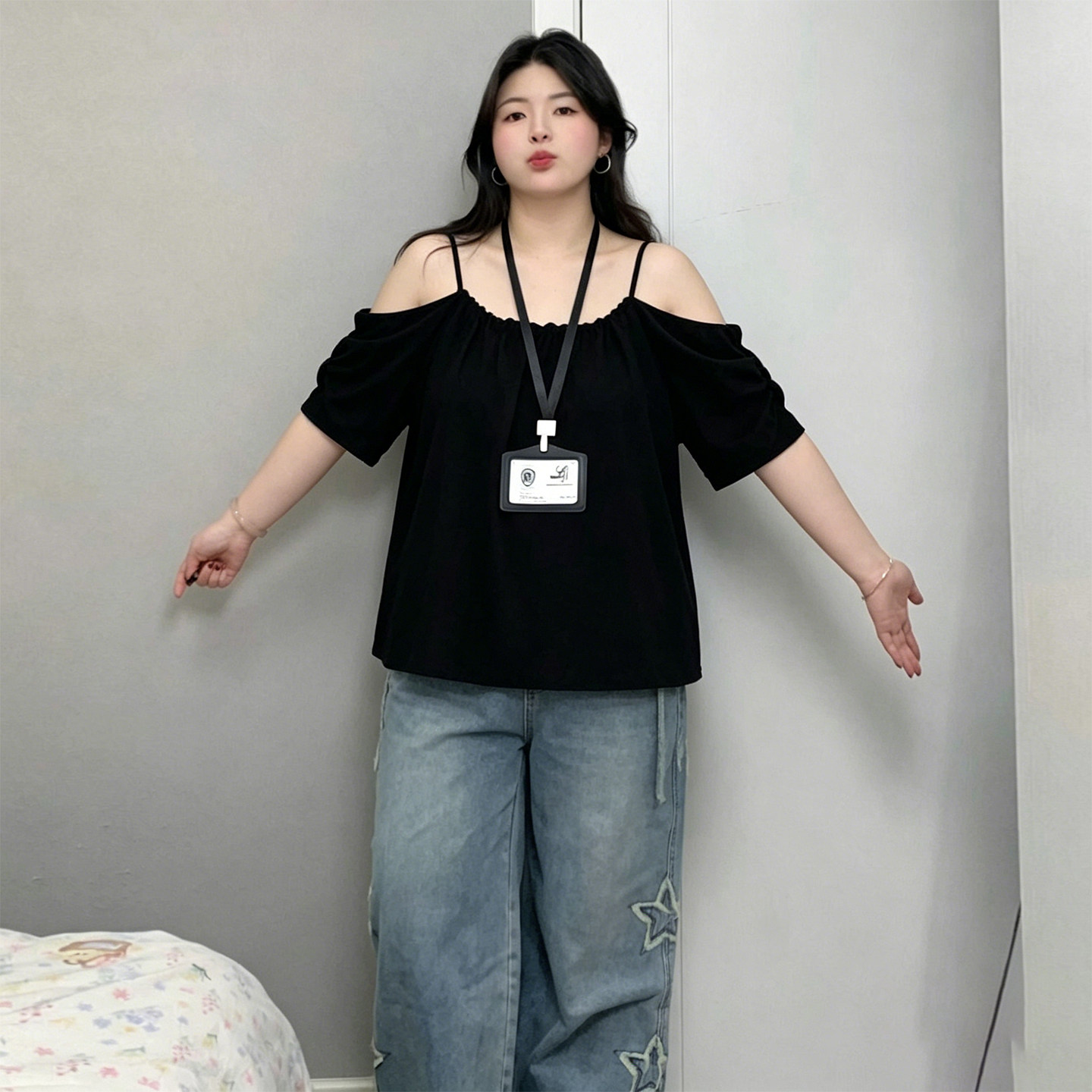 特大码女装黑色一字肩短袖t恤女胖mm宽松遮肚子露肩独特漂亮上衣