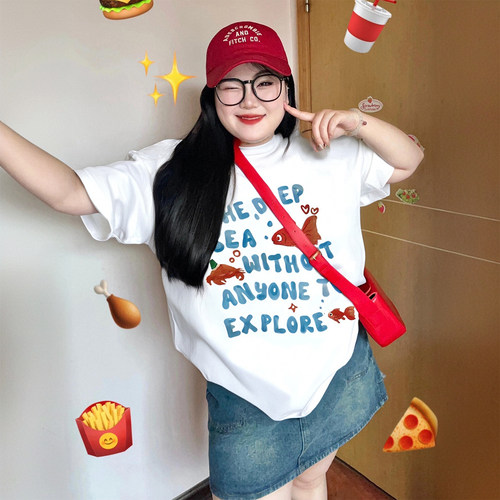 300斤特大码简约休闲风圆领t恤女