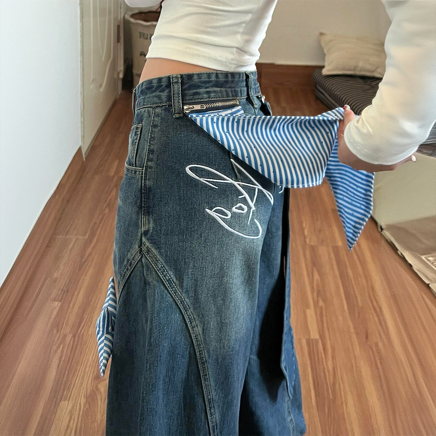 300斤大码女装高级感美式弯刀牛仔裤女胖mm韩版宽松垂感阔腿裤子,女装/女士精品,大码裤装,淘宝优惠券,粉丝福利购,淘宝优惠卷