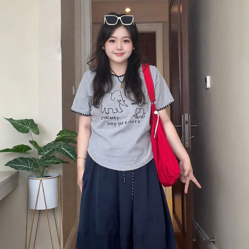 大码女装夏胖mm高级感百搭短袖女
