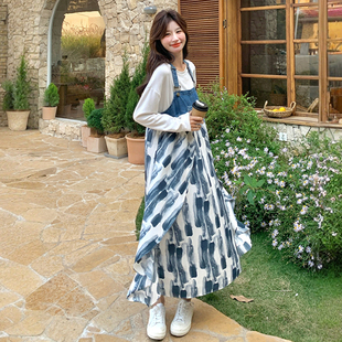 300斤大码蓝色牛仔拼接设计背带裙女夏季胖mm洋气百搭显瘦连衣裙