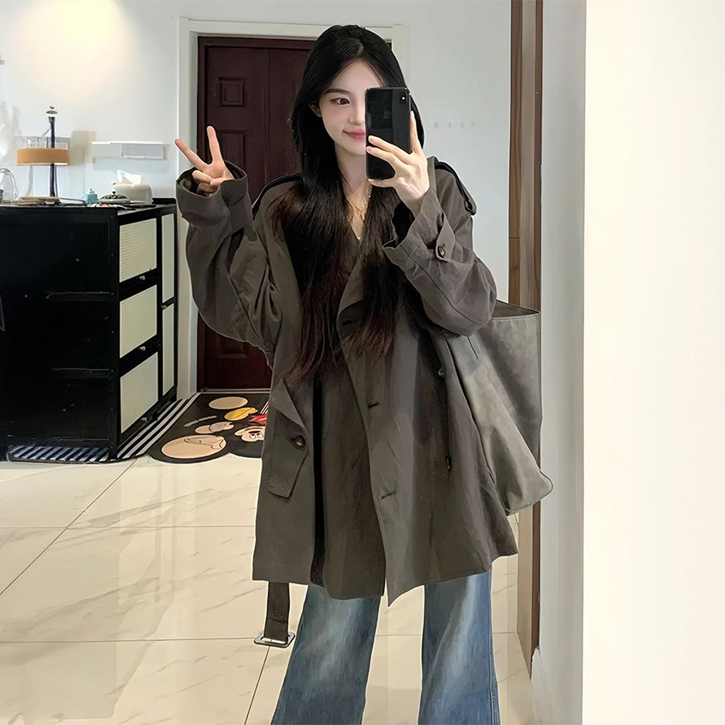 大码女装宽松显瘦设计感风衣外套