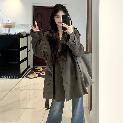 大码女装宽松显瘦设计感风衣外套