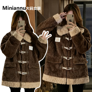 300斤大码 加绒加厚宽松棉服女胖mm显瘦牛角扣设计羊羔毛外套 女装