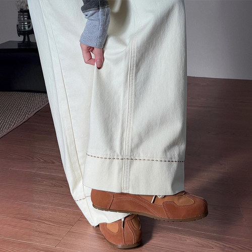 300斤大码梨型遮胯显瘦牛仔裤女