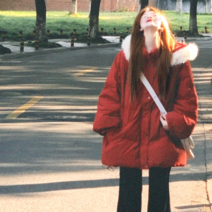 300斤特大码 红色连帽韩系棉服女胖mm高级感可爱减龄加厚外套 女装