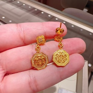 周大福代购 国韵传承系列黄金海棠纹钻石足金耳饰耳钉 新款RU1038