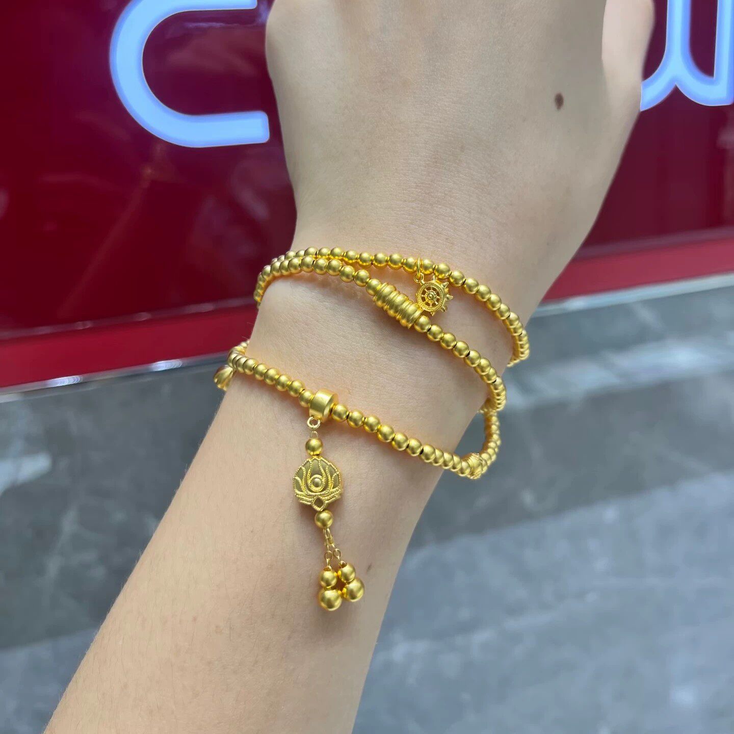 周大福代购 藏蕴传承美满莲连足金黄金三圈手链手串项链女F235067图片