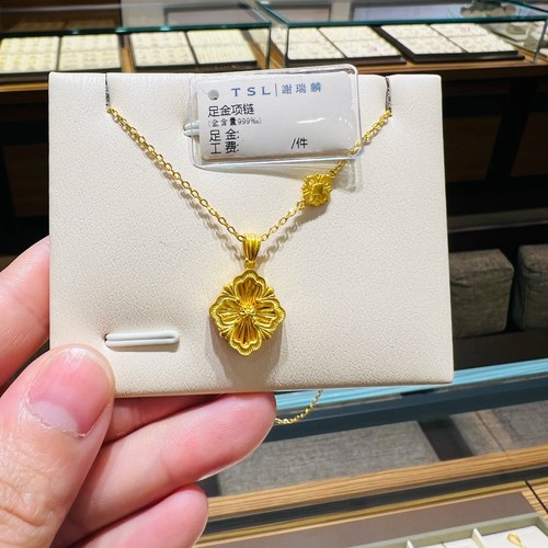 谢瑞麟布契拉提四叶草黄金项链