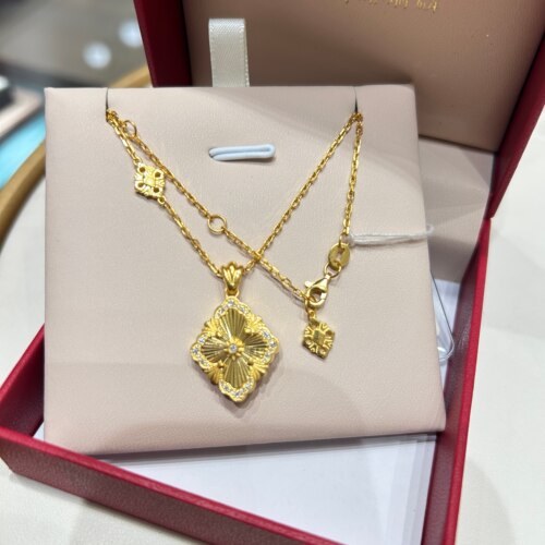 TSL谢瑞麟代购 布契拉提足金黄金钻石项链女 镶钻四叶草大版正品