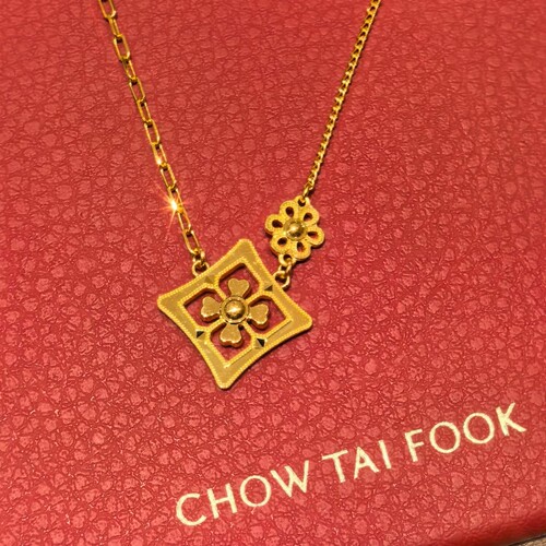 周大福代购 万相系列宝相花足金黄金项链女 素金专柜新品R40002