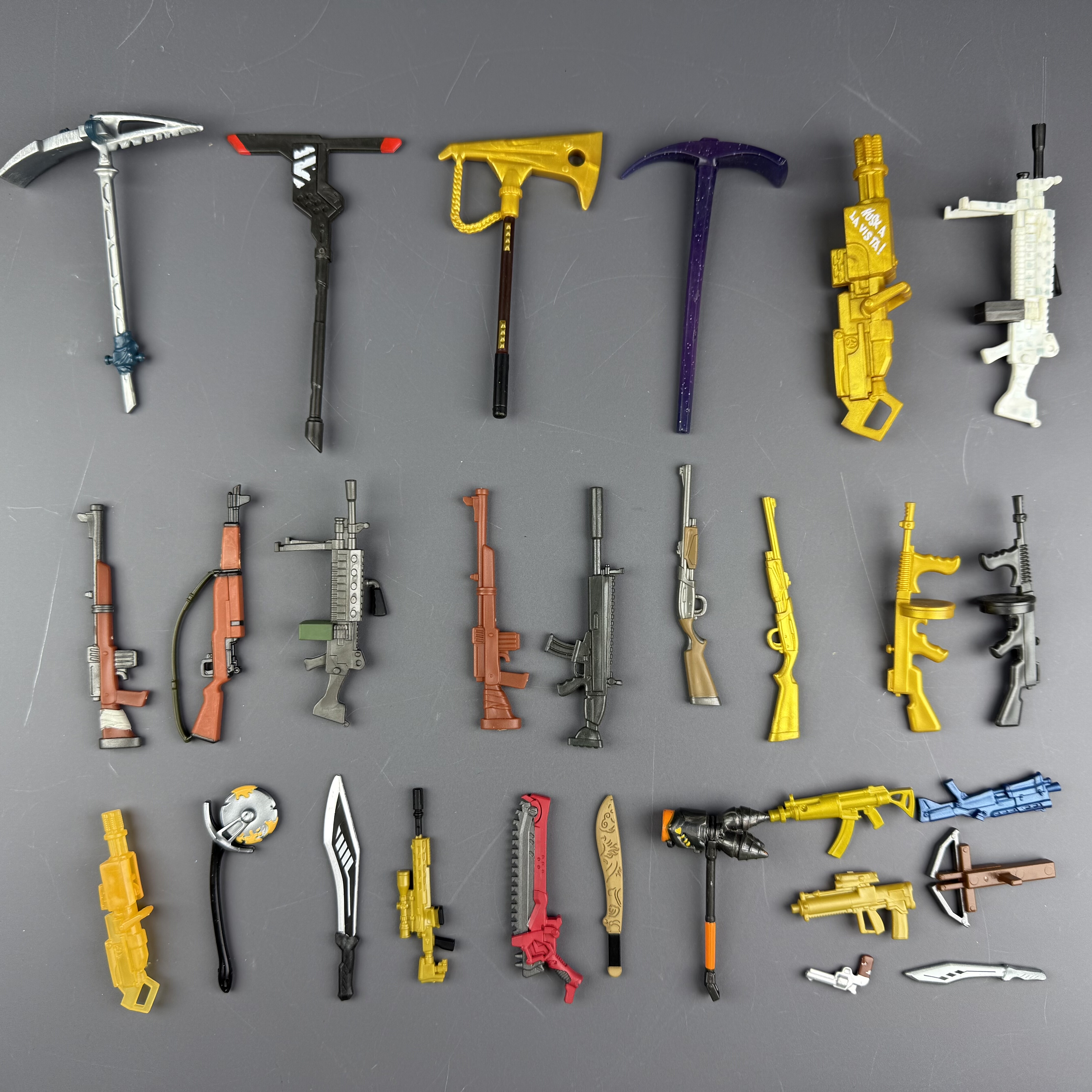 正版 Fortnite 堡垒之夜6寸 和 3.75寸人偶手办配件武器