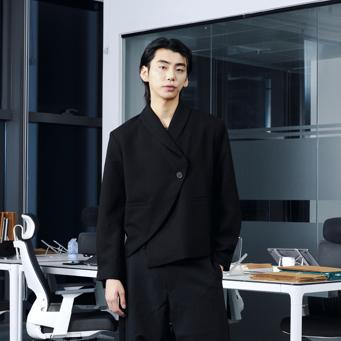 OaOO短宽翻领不对称西装外套夹克设计感夹克通勤休闲