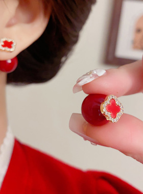 法式复古四叶花前后两戴红色珍珠耳钉气质简约独特设计感耳环